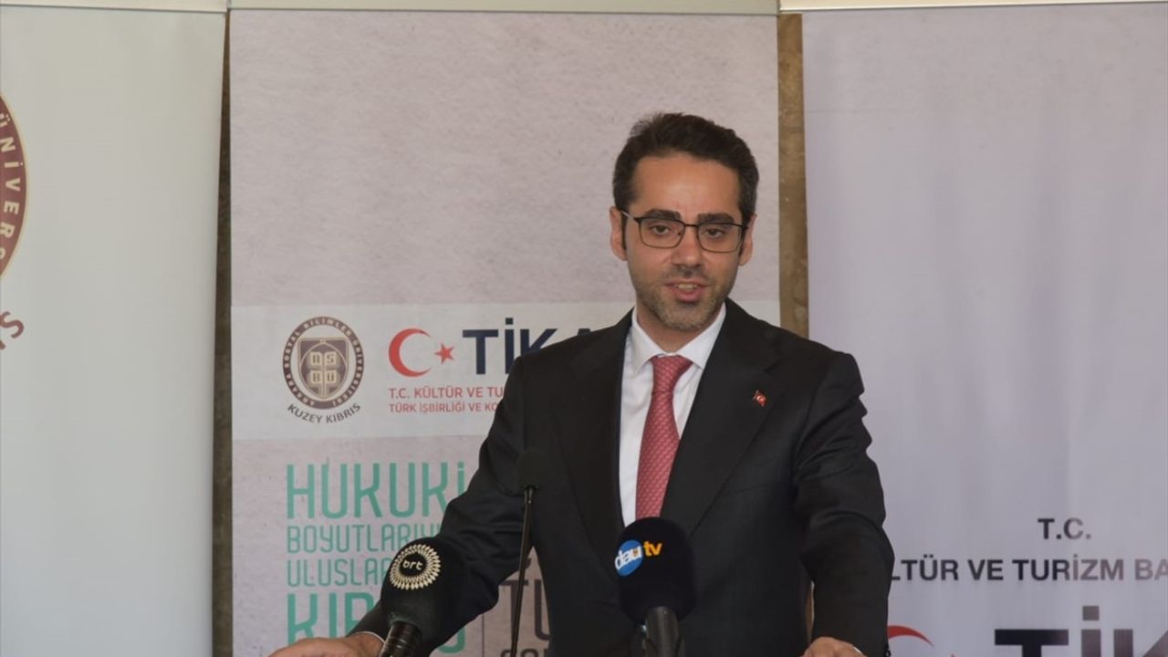 KKTC'de Hukuki Boyutlarıyla Vakıflar Sempozyumu Başladı