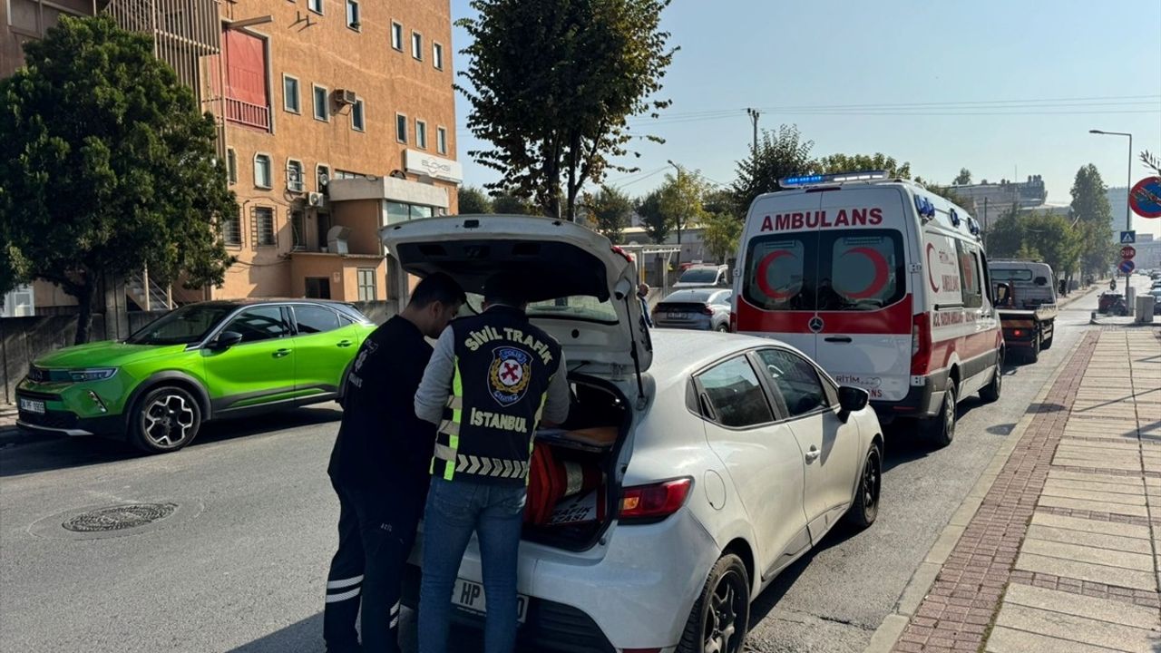 Küçükçekmece'de Belgesiz Ambulans Sürücüsüne Büyük Ceza