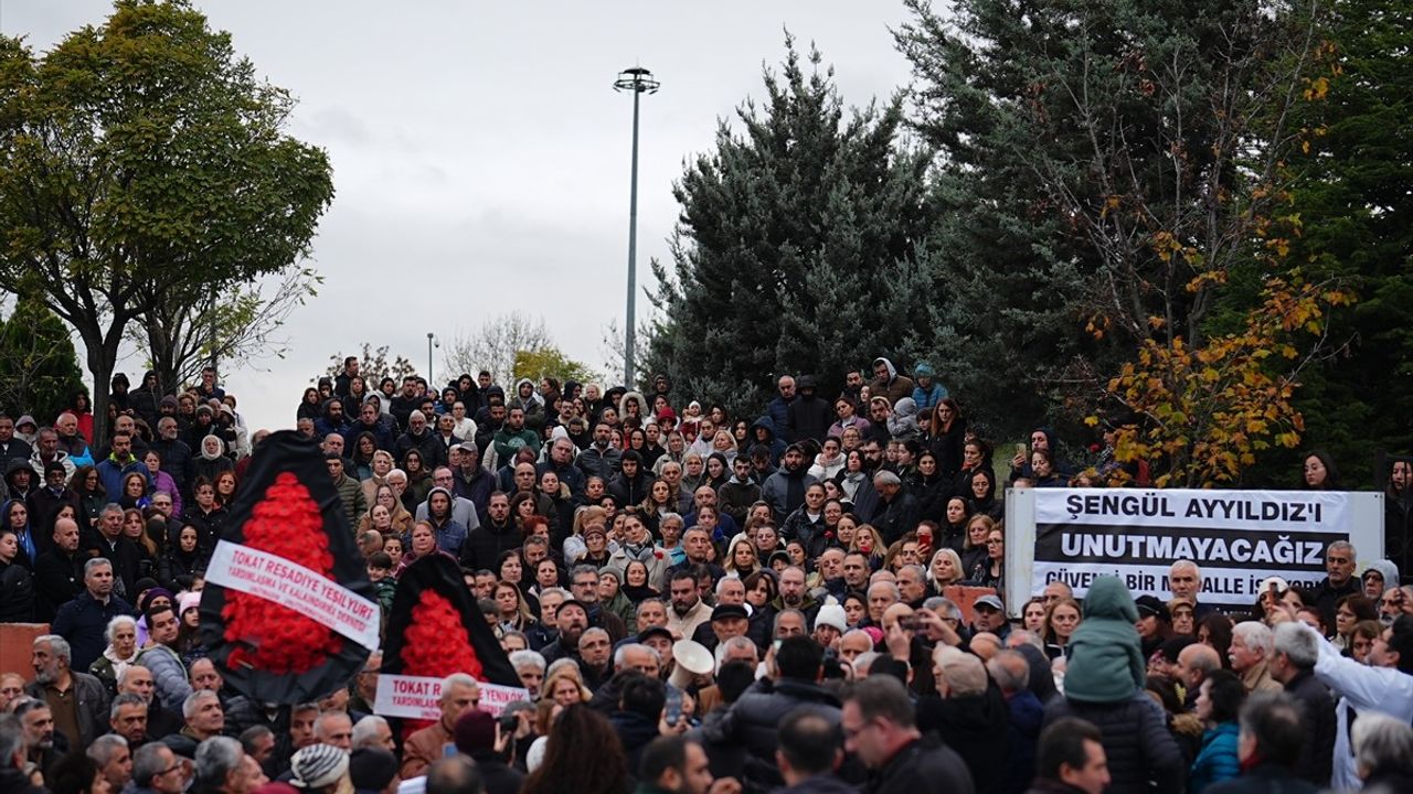 Küçükçekmece'de Hemşire Şengül Ayyıldız İçin Anma Töreni