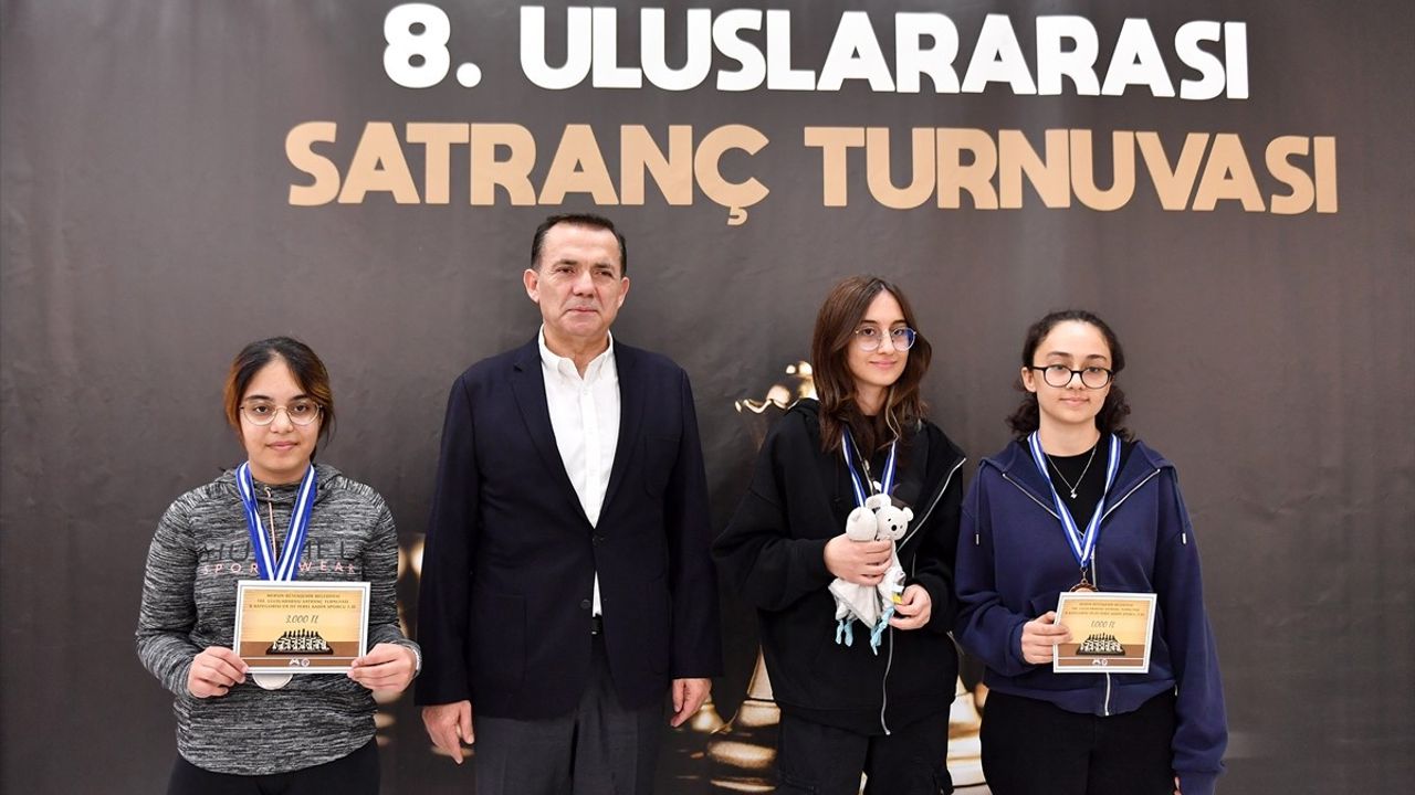 Mersin'de 8. Uluslararası Satranç Turnuvası Tamamlandı