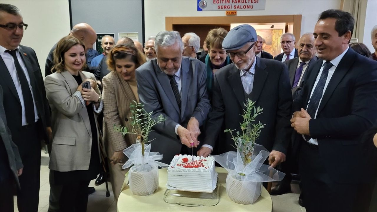 Öğretmenler Günü'nde Emekli Öğretim Görevlileri Bir Araya Geldi