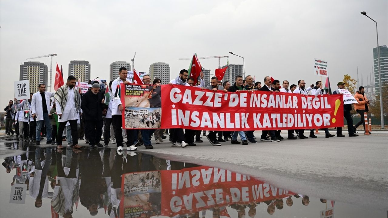 Sağlık Çalışanlarından Gazze'ye Tıbbi Koridor Talebi