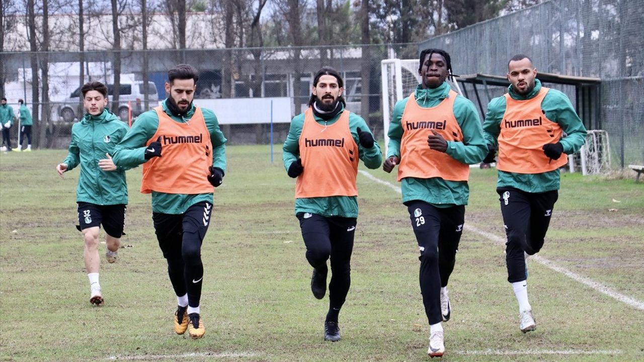 Sakaryaspor, Boluspor Maçına Hazırlanıyor