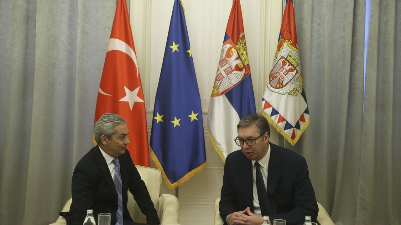 Sırbistan Cumhurbaşkanı Vucic, Türk Büyükelçi Aksoy'u Ağırladı