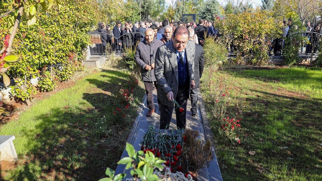 Tahir Elçi İçin Anma Etkinliği Gerçekleştirildi