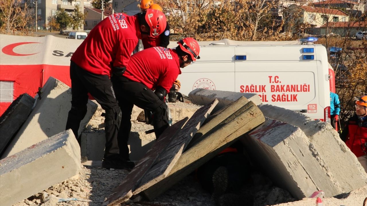 Tekirdağ'da Acil Durum Tatbikatı Gerçekleştirildi