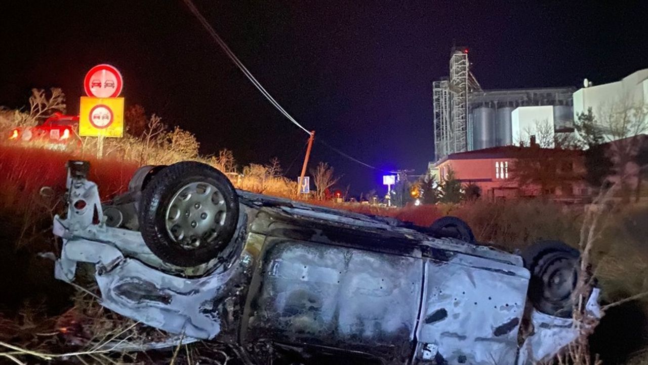 Tekirdağ'da Devrilen Otomobilin Sürücüsü Hayatını Kaybetti