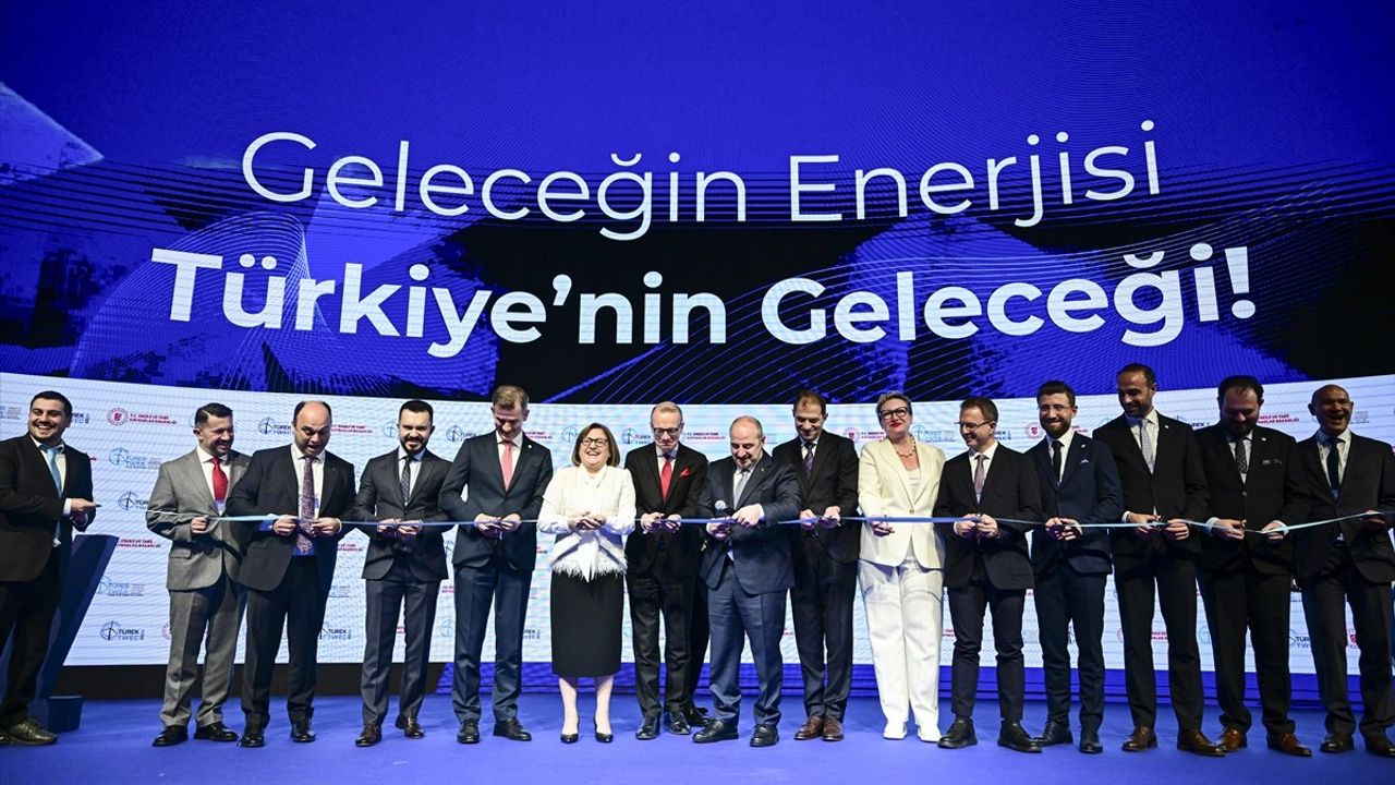 Türkiye Rüzgar Enerjisi Kongresi'nde Yenilenebilir Enerji Vurgusu