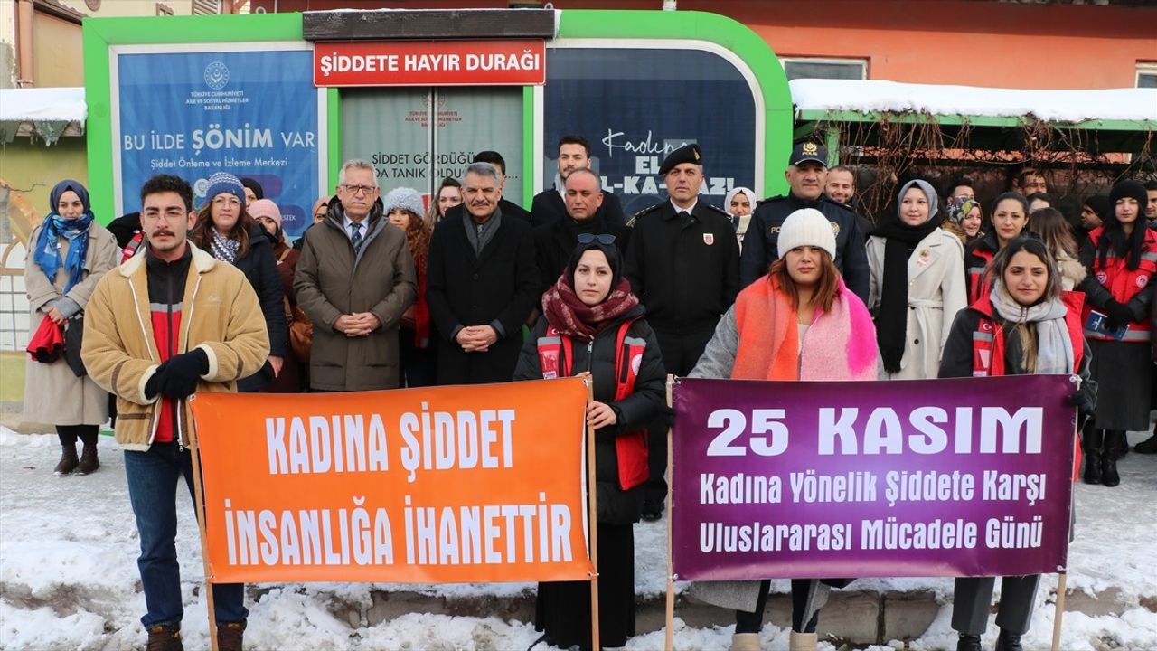 Yozgat'ta Şiddete Hayır Durağı Açıldı