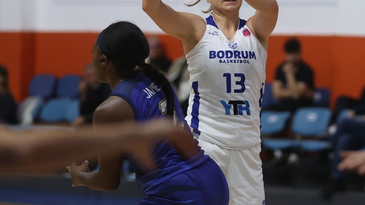 YTR Gayrimenkul Bodrum Basketbol, Piestanske Cajky'yi Yendi