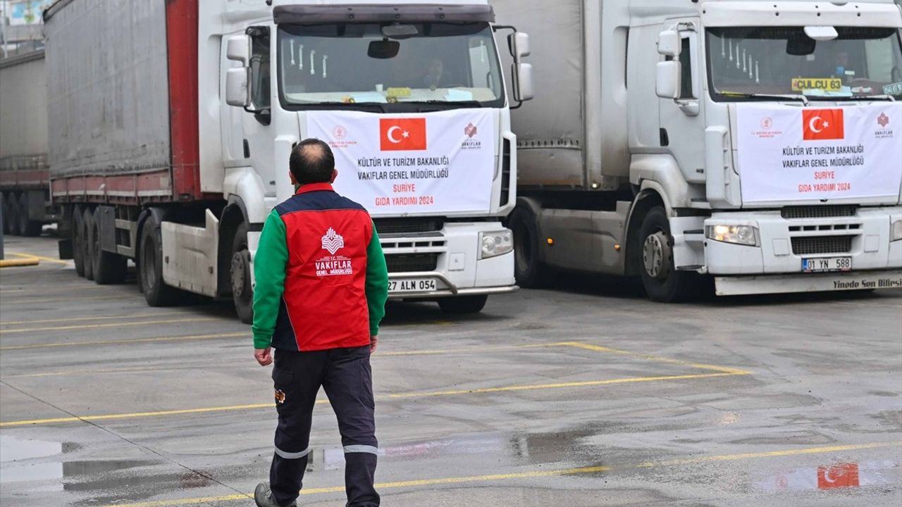 75 Bin Gıda Kolisi Suriye'ye Gönderiliyor
