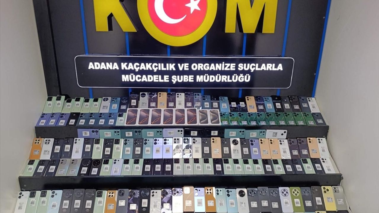 Adana'da Başka Bir Kaçakçılık Olayı: 188 Cep Telefonu Ele Geçirildi