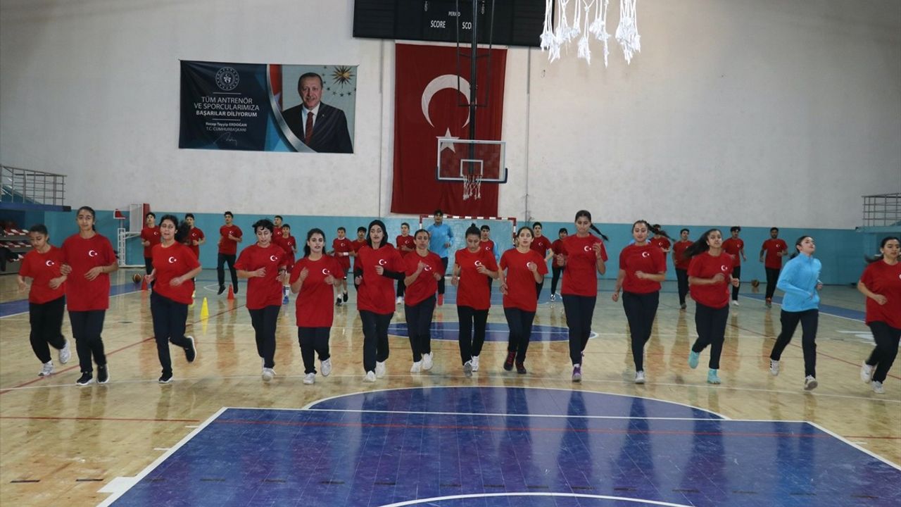 Ağrı'da Basketbol Yetenekleri Keşfediliyor