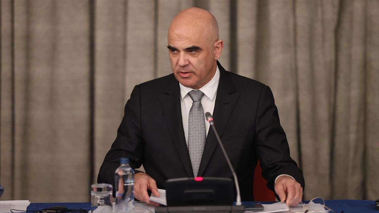 Alain Berset'ten Gürcistan'a Diyalog Çağrısı