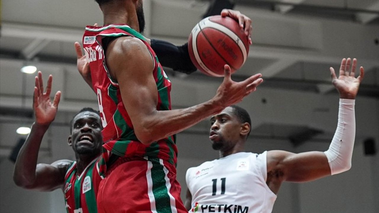 Aliağa Petkimspor, Karşıyaka'yı Zorla Yendi