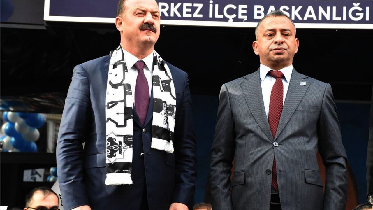 Anahtar Parti Genel Başkanı Ağıralioğlu Aksaray'da Partililerle Buluştu
