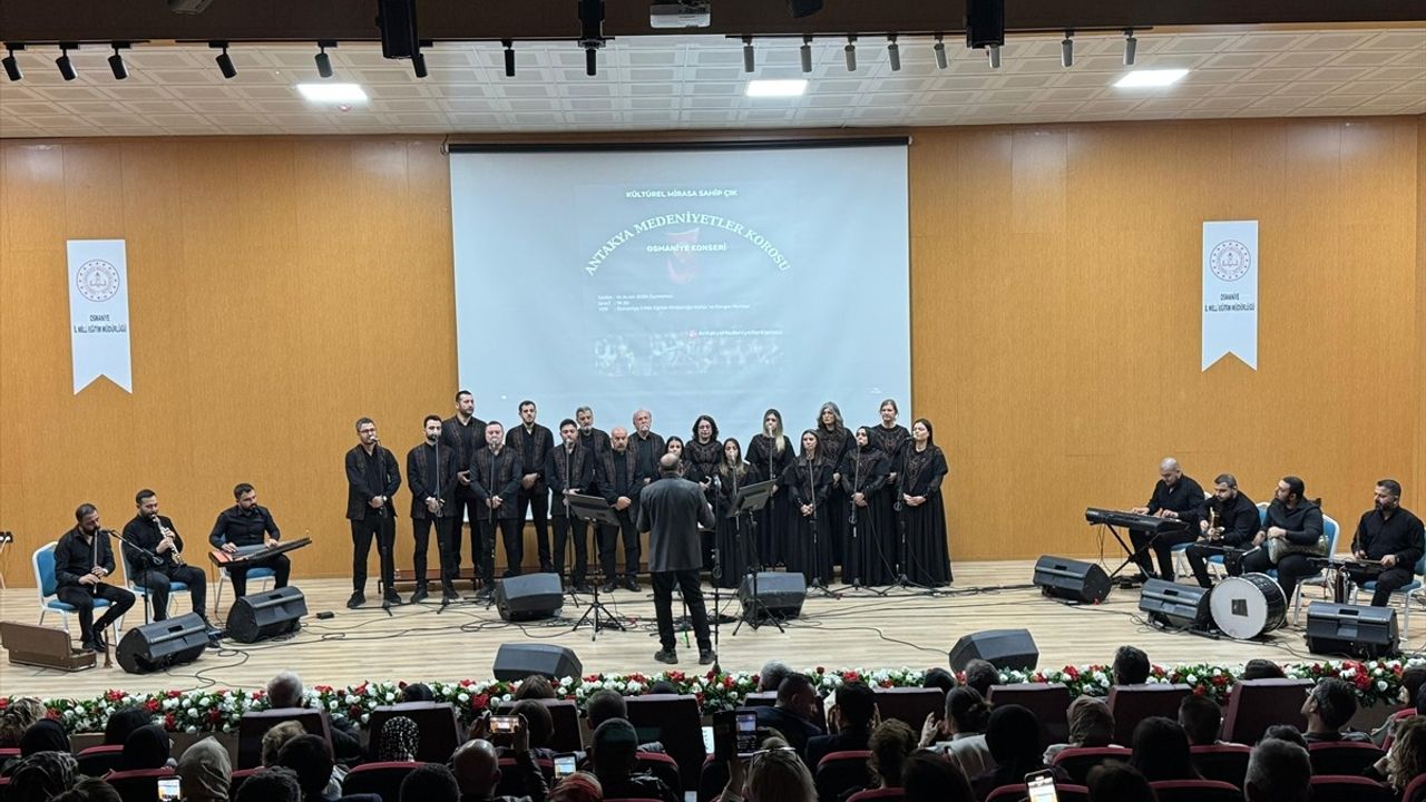 Antakya Medeniyetler Korosu Osmaniye'de Tüyleri Ürperten Bir Konser Verdi