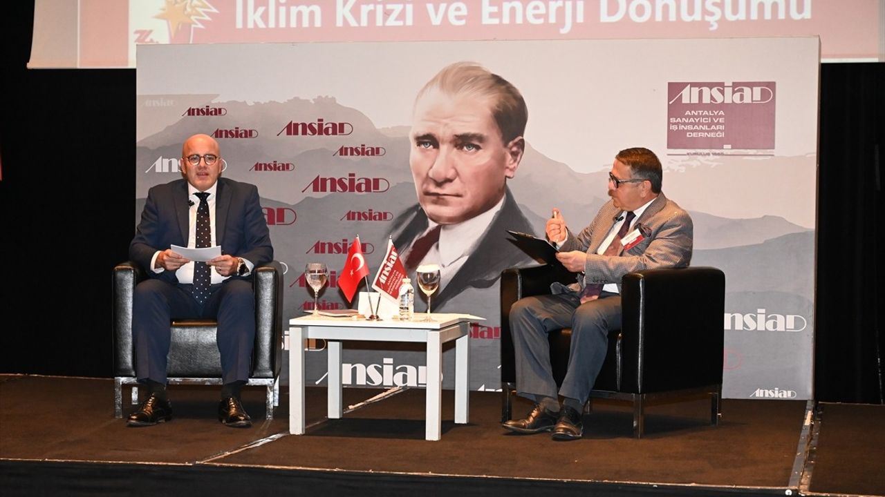 Antalya'da İklim Krizi ve Enerji Dönüşümü Konferansı