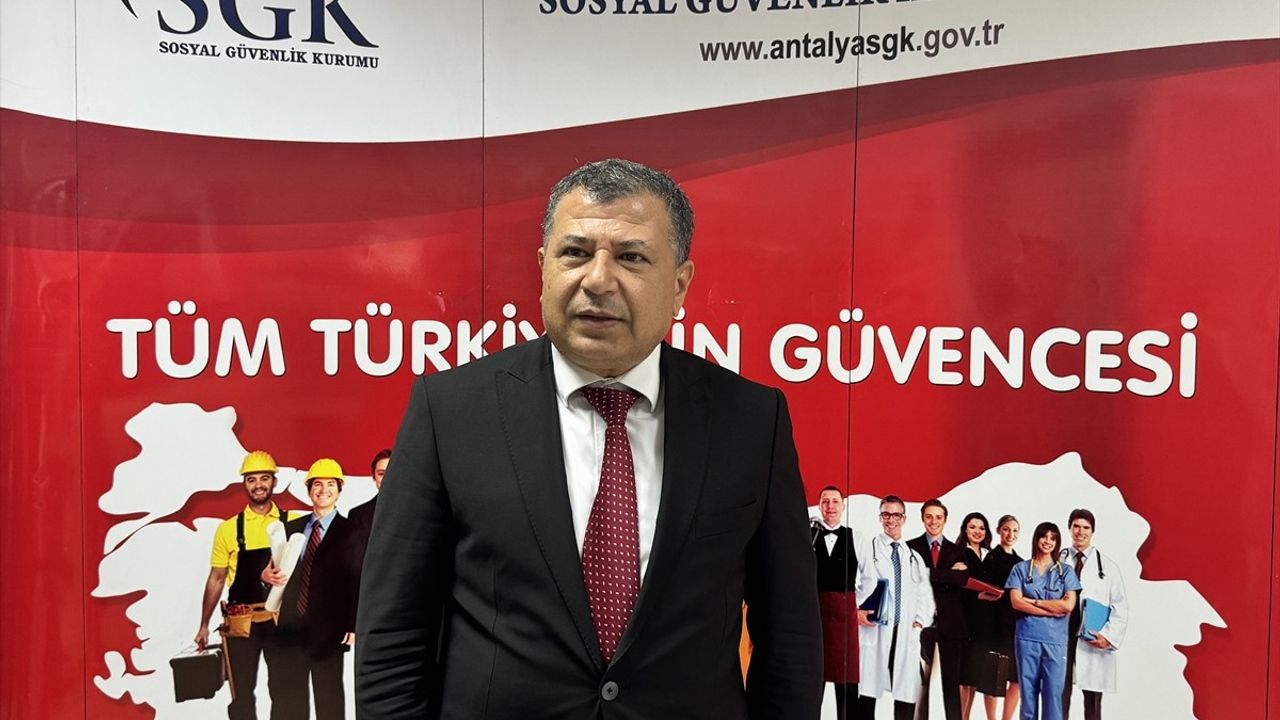 Antalya'daki Belediyelerin SGK Borcu 3,8 Milyar Lira