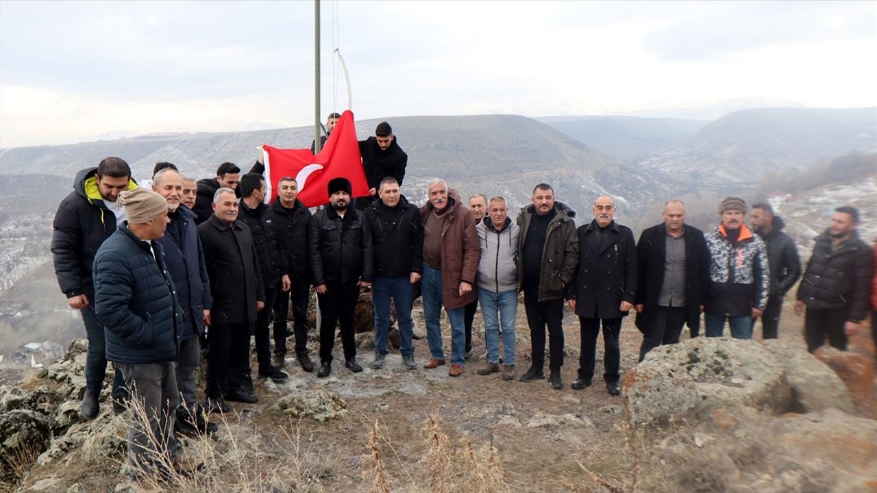 Bayrak Tepe'de Sarıkamış Şehitleri Anıldı