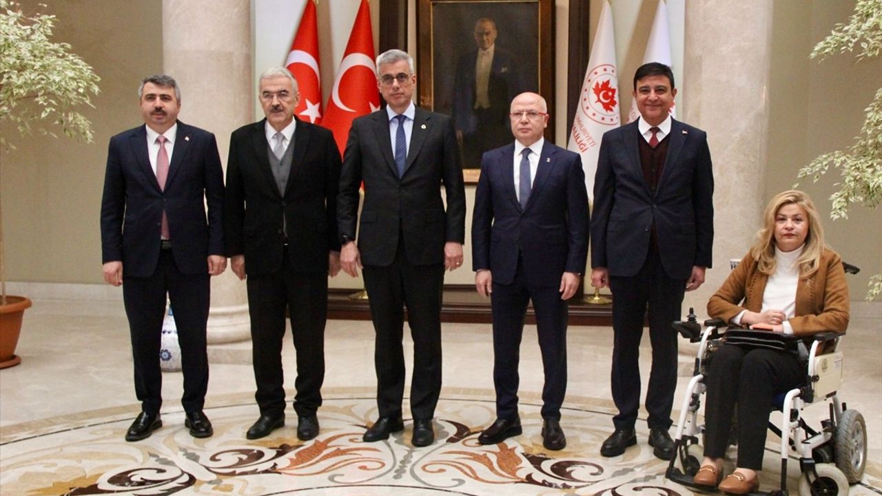 Bursa'da Duruşma Salonunda Yaşanan Silahlı Saldırıyla İlgili Yayın Yasağı