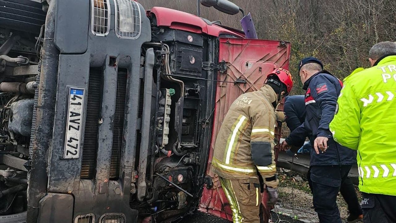 Bursa'da Tanker Kazası: Sürücü Hayatını Kaybetti