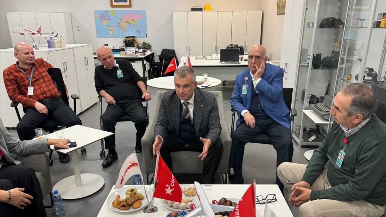Corendon Havayolları, Uçaklarda Döner ve Ayran Satışı Başlatıyor
