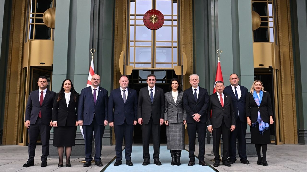 Cumhurbaşkanı Yardımcısı Yılmaz, KKTC Meclis Başkanı Öztürkler ile İşbirliği Vurgusu Yaptı
