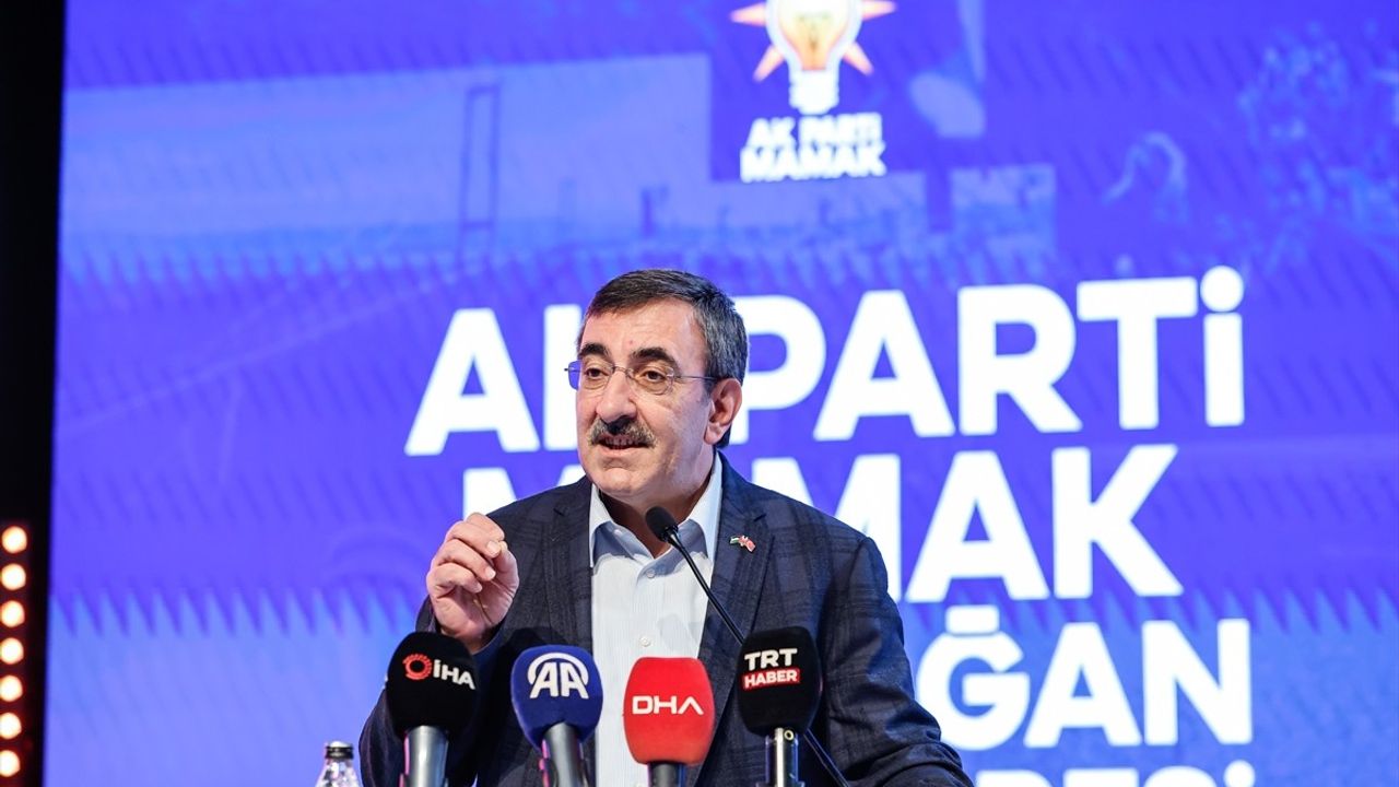 Cumhurbaşkanı Yardımcısı Yılmaz, Suriye ve Ekonomi Üzerine Değerlendirmelerde Bulundu