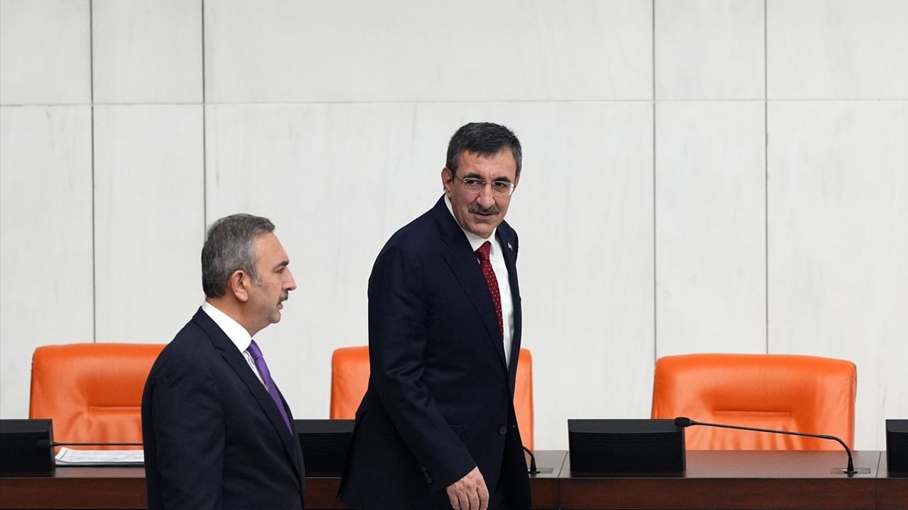 Cumhurbaşkanlığı 2025 Bütçesi TBMM'de Görüşülmeye Başlandı