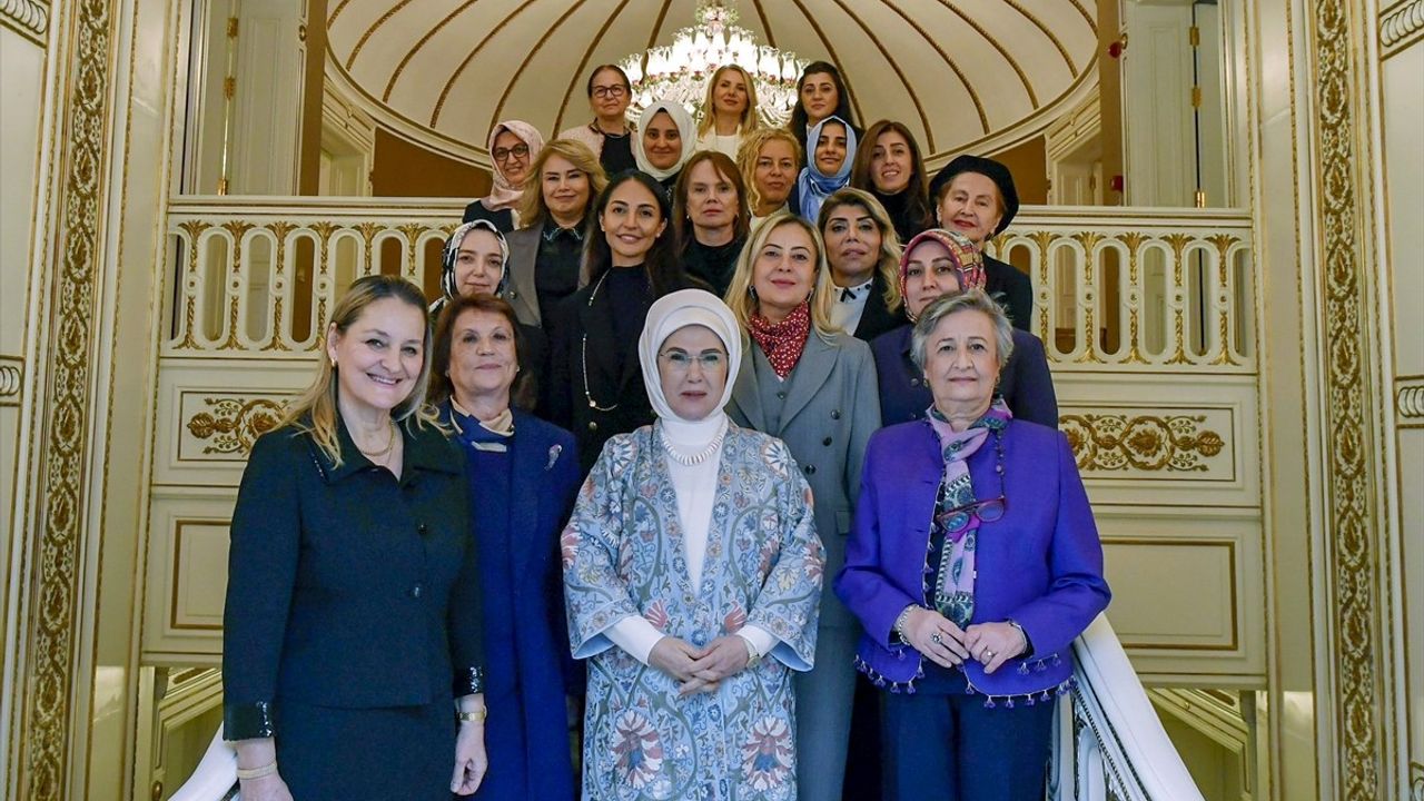 Emine Erdoğan TOGEM-DER Yönetim Kurulu ile Bir Araya Geldi