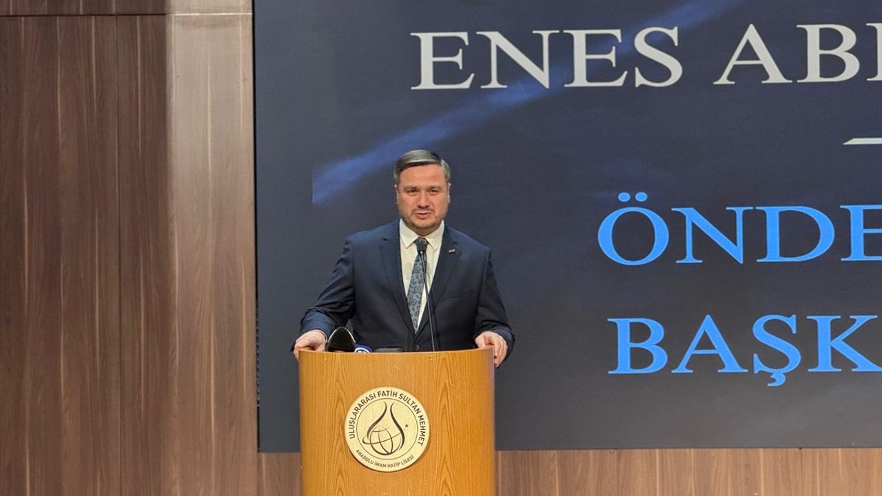 Fatih Meclis Simülasyonu'nda Gençlerin Yükselişi