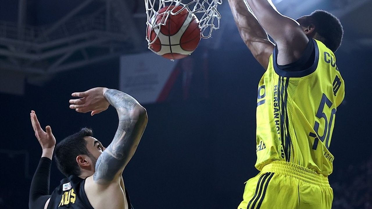 Fenerbahçe Beko, Mersin Spor'u Rahat Geçti