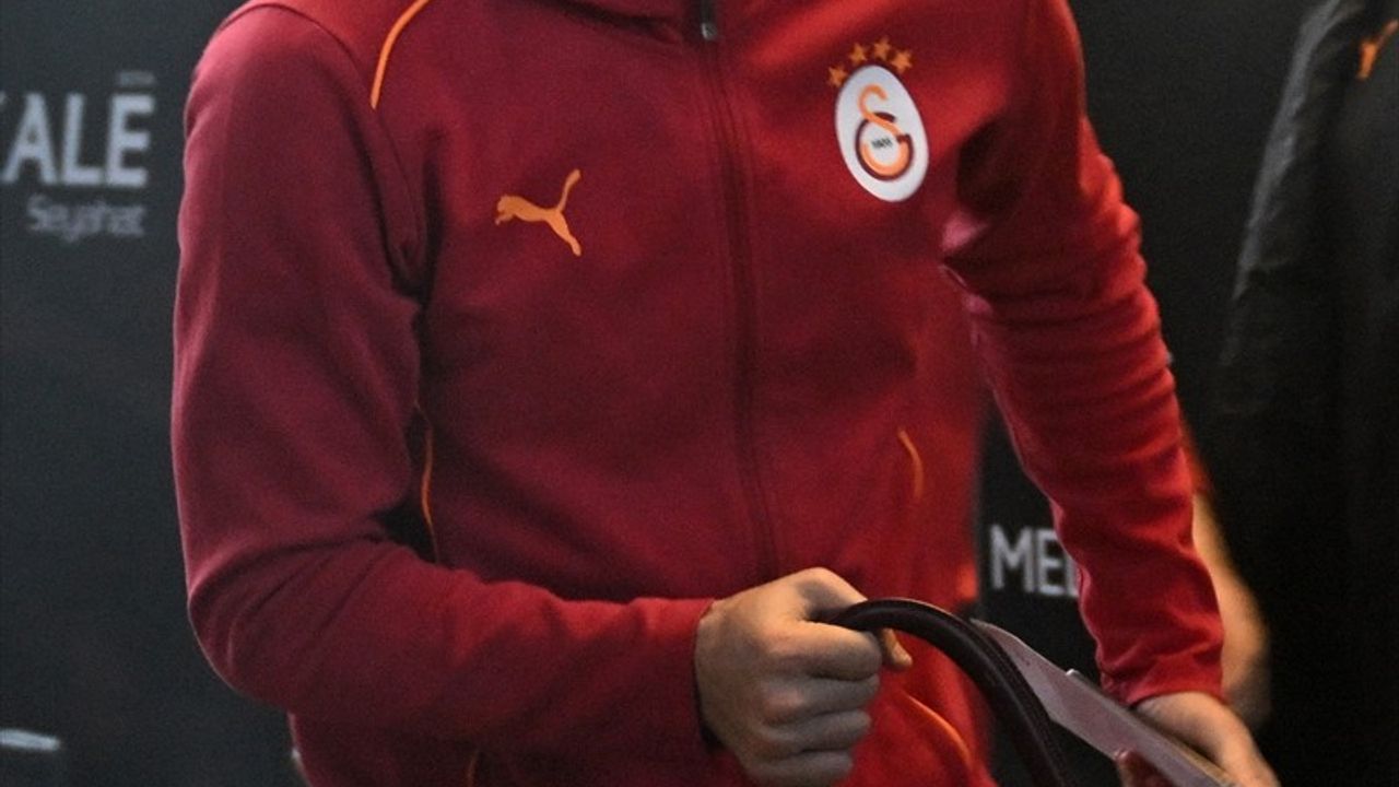 Galatasaray Kayseri'ye Ulaşarak Maç Heyecanını Yaşadı