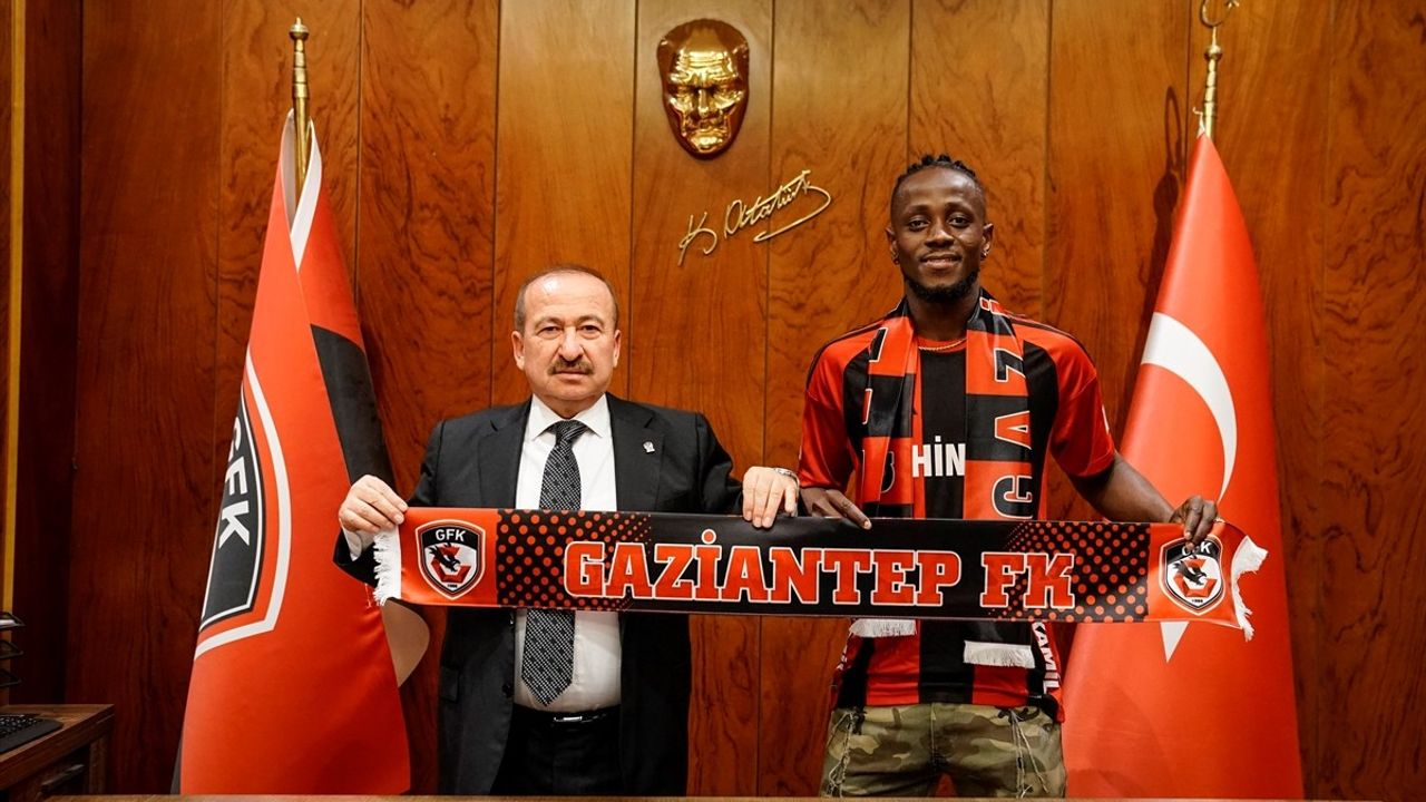 Gaziantep FK, Emmanuel Boateng ile Anlaştı