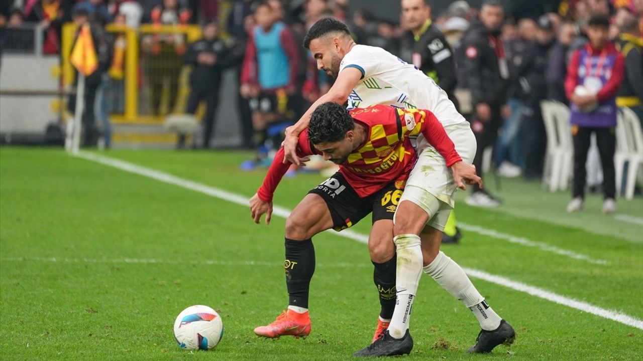 Göztepe, Çaykur Rizespor'u 3-0 Geçti