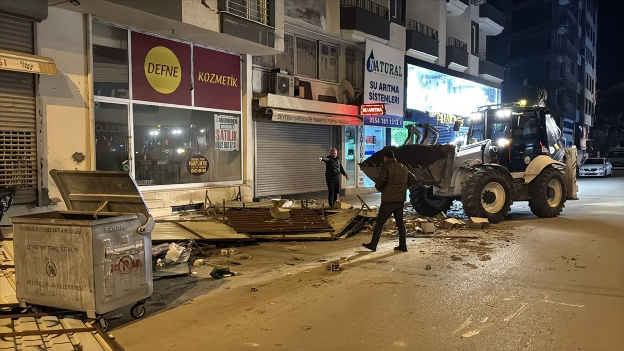 Hatay'da Fırtına Zarar Verdi