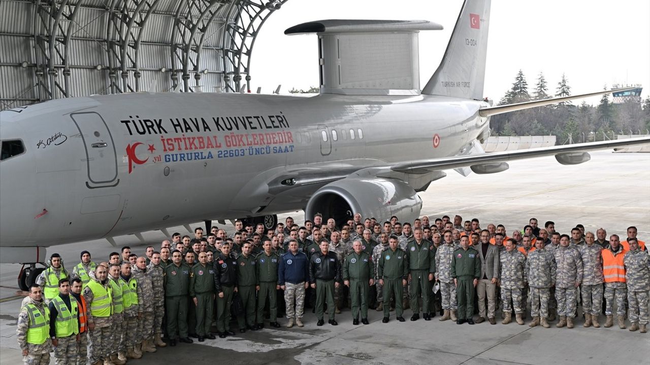 Hava Kuvvetleri Komutanı Kadıoğlu'ndan Önemli Uçuş