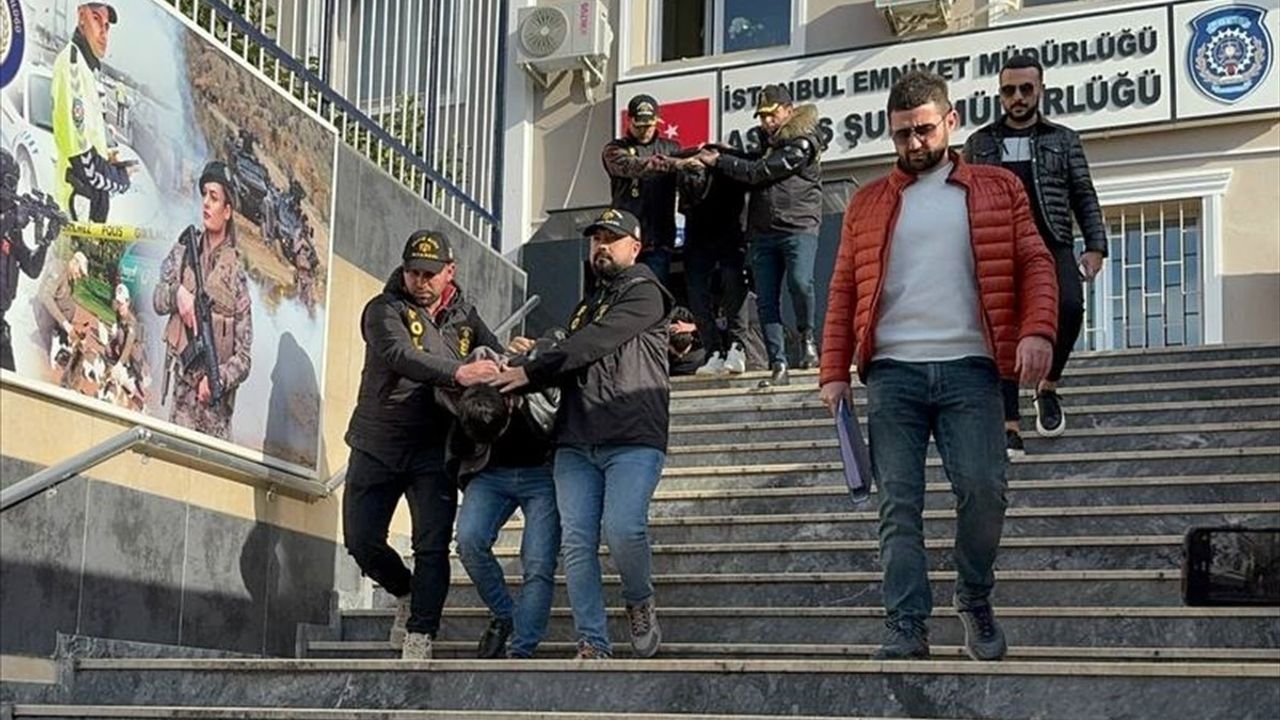 İstanbul'da Fidye İçin Kaçırılan Kişi Kurtarıldı, Zanlılar Yakalandı