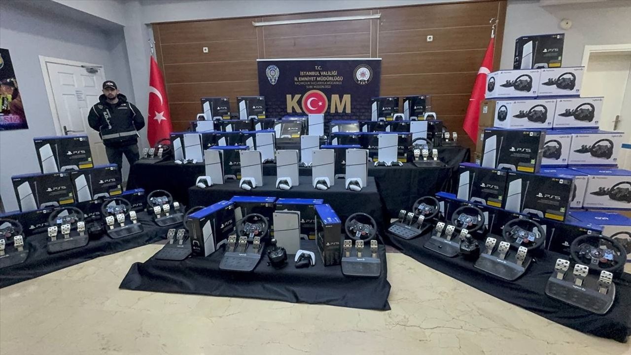 İstanbul'da Kaçak Oyun Konsolu Operasyonu: Bir Gözaltı