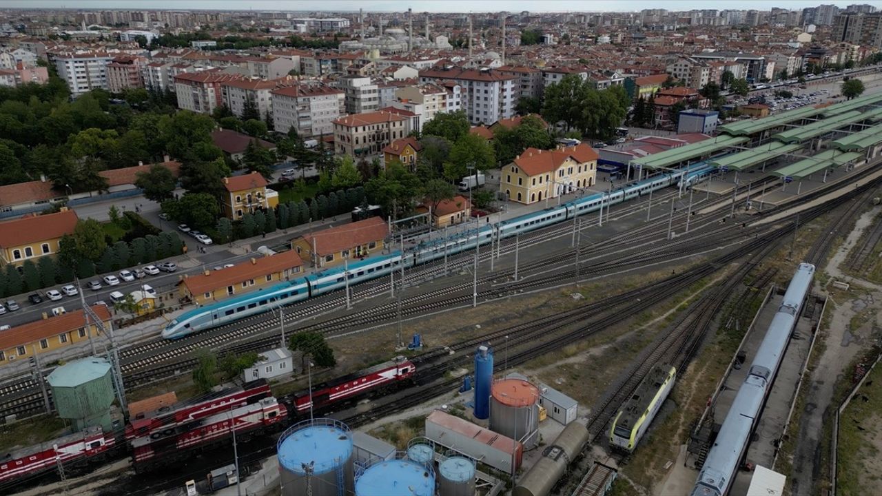 İstanbul-Konya YHT Hattı 10 Yılda 11.2 Milyon Yolcu Taşıdı