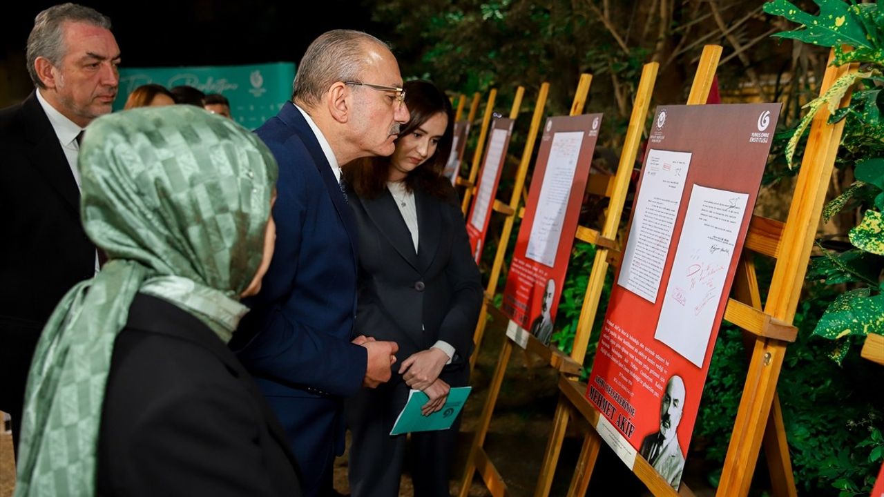 İstiklal Marşı'nın Yazarı Mehmet Akif Ersoy, Kahire'de Anıldı