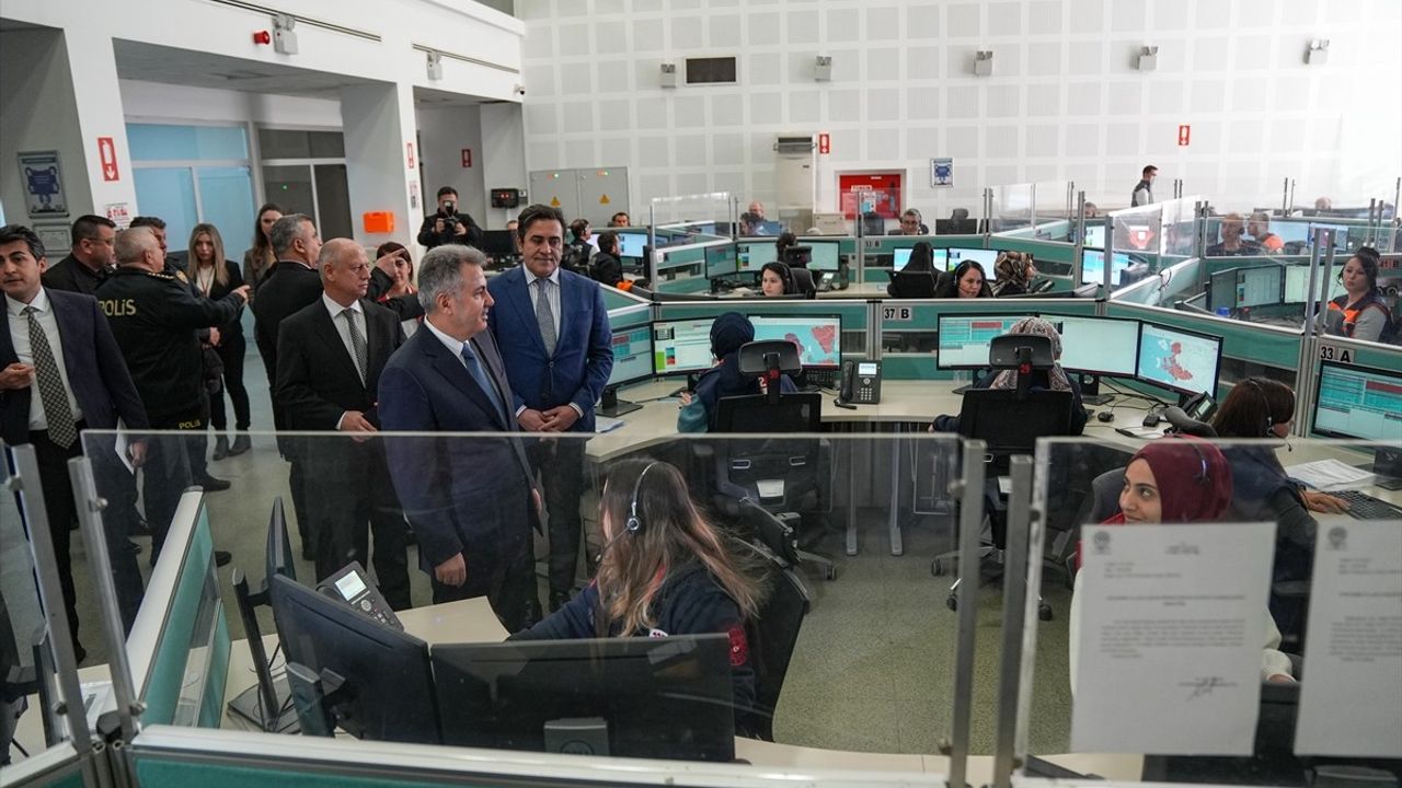 İzmir'de Yılbaşı İçin Güvenlik Önlemleri
