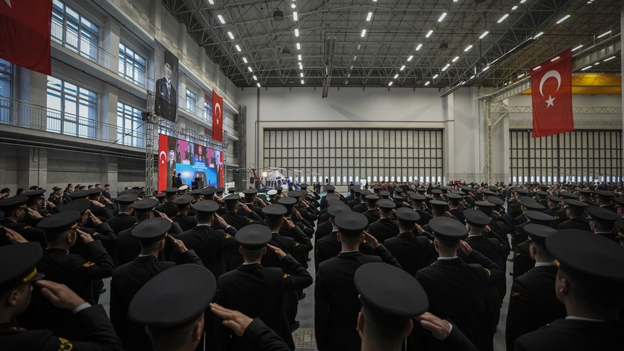 Jandarma Havacılık Akademisi Mezuniyet Töreni Düzenlendi