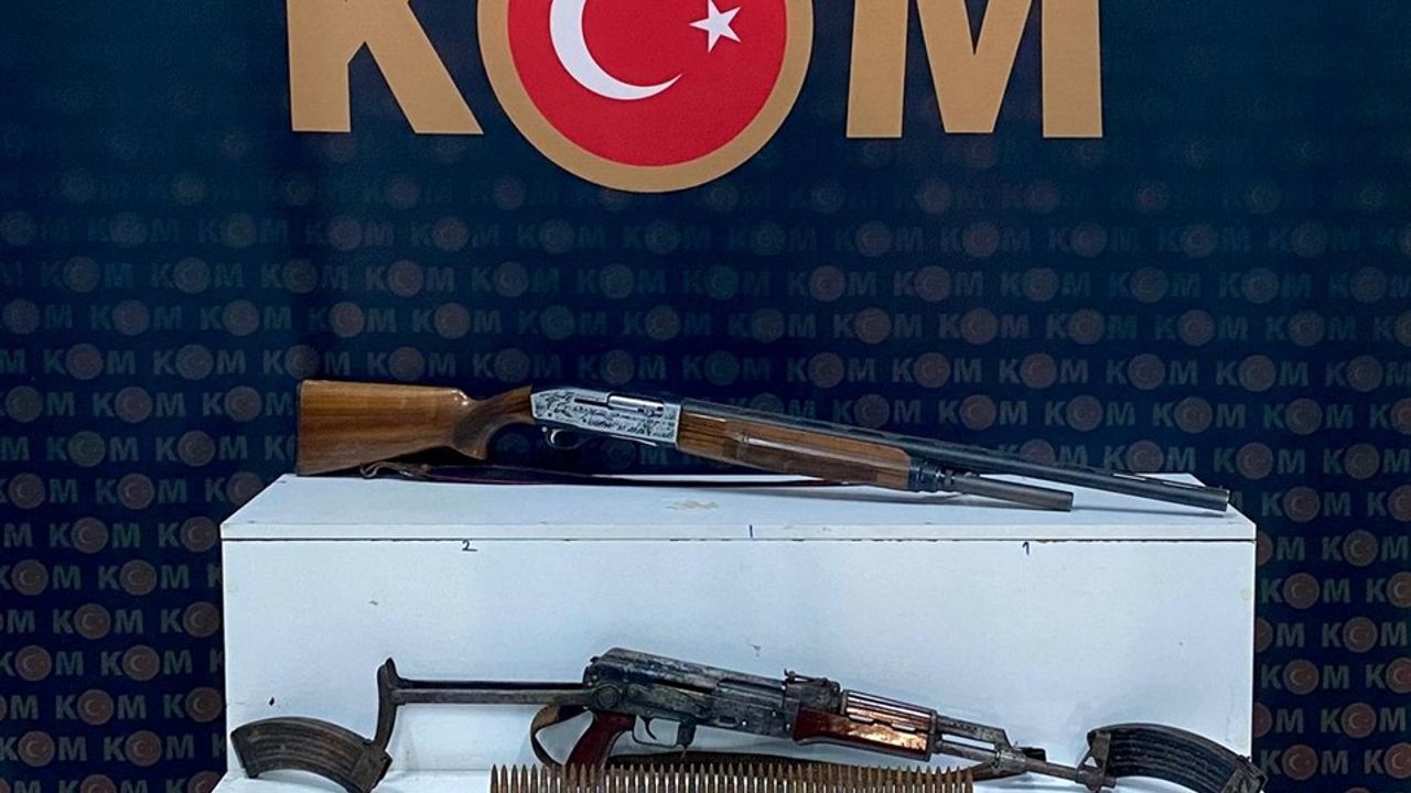 Kars'ta Silah Kaçakçılığı Operasyonu