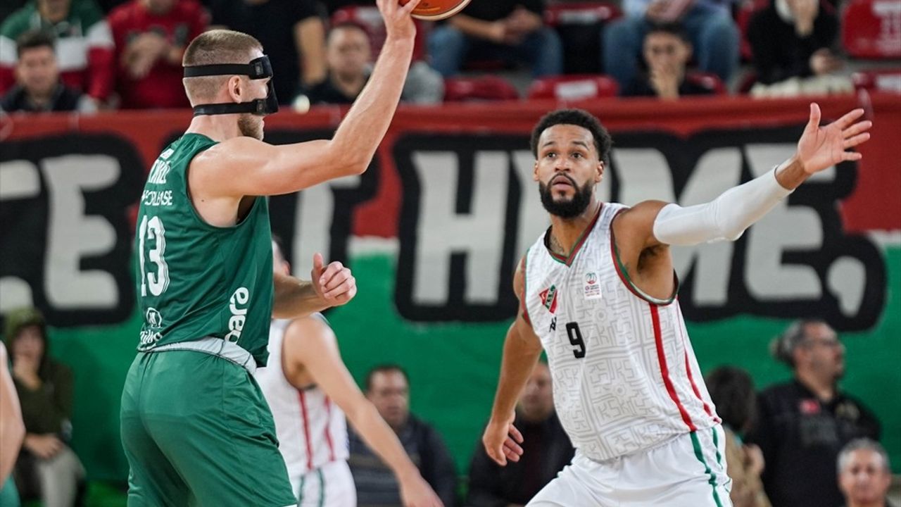 Karşıyaka, Darüşşafaka Lassa'yı Farklı Geçti