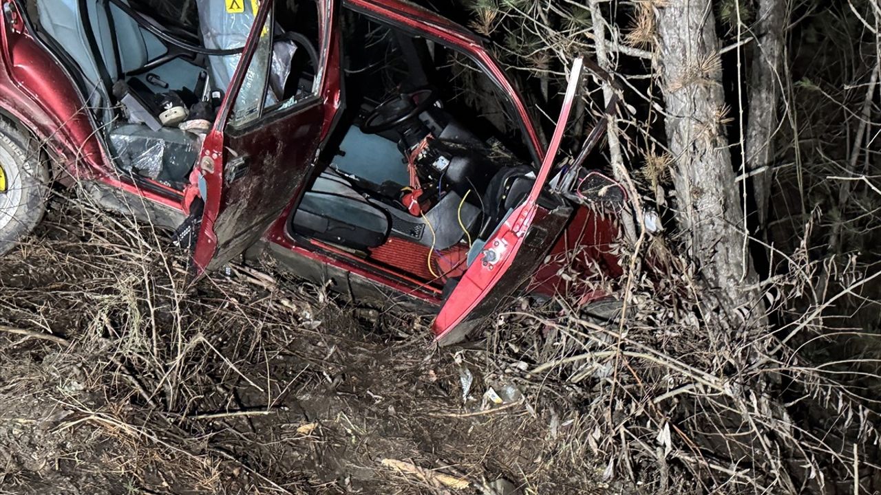 Kastamonu'da Trafik Kazası: 1 Ölü, 1 Yaralı