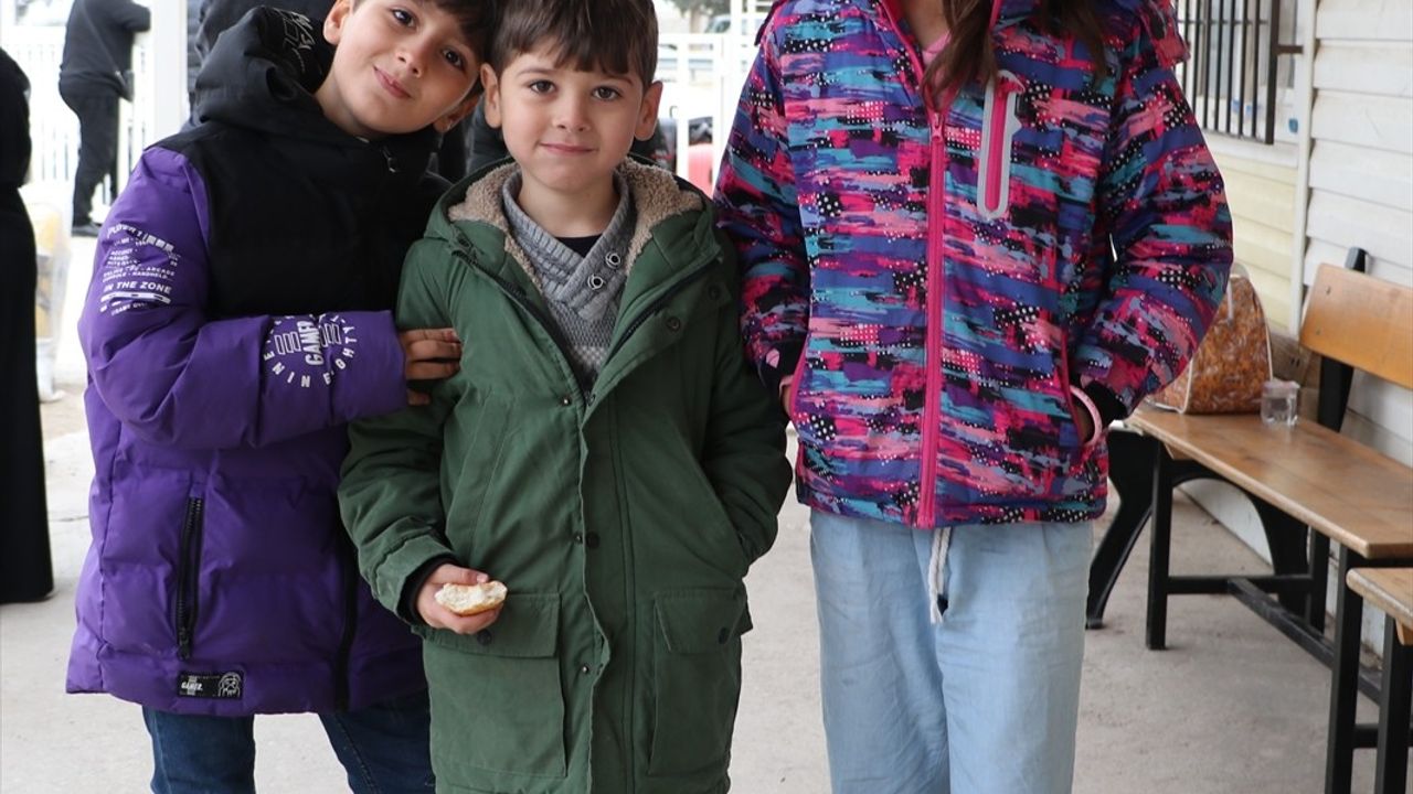 Kilis'teki Suriyelilerin Ülkelerine Dönüş Süreci Devam Ediyor