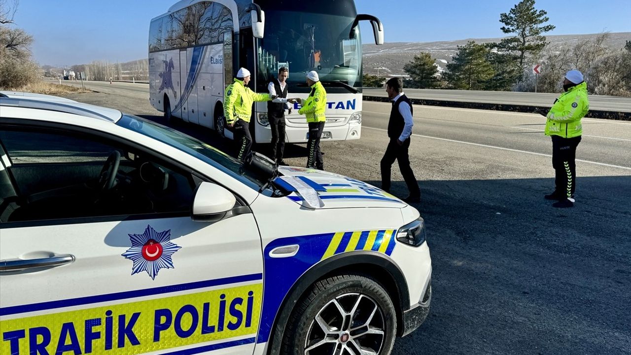 Kırşehir’de Zorunlu Kış Lastiği Denetimi Yapıldı