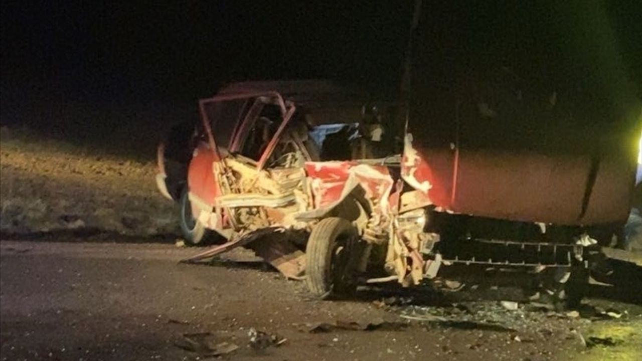 Konya Sarayönü'nde Trafik Kazası: 6 Yaralı